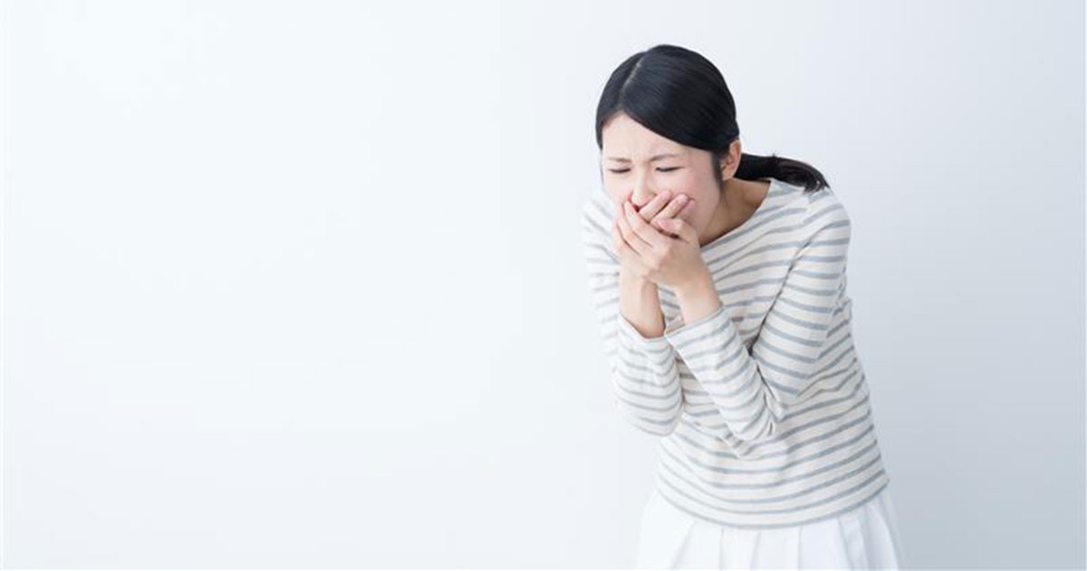 TOP_胸のしこりが心配…乳がんとの違いとすぐに受診すべき症状とは？